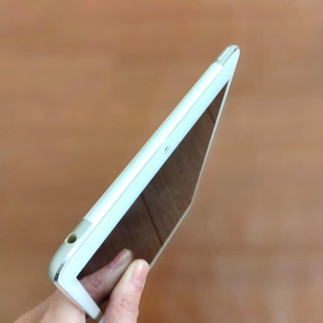 美品 iPad mini 4 SIMフリー 16GB iPad mini4