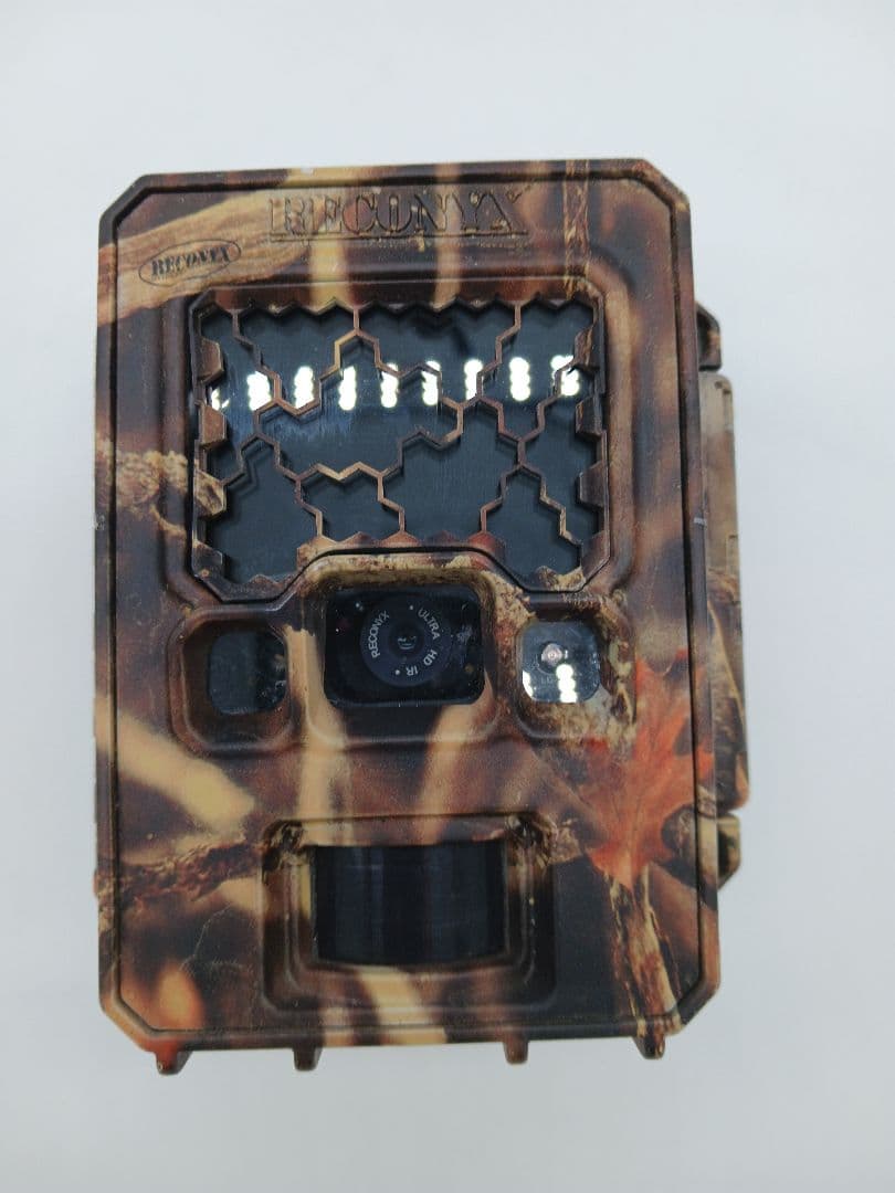 Reconyx製　自動撮影カメラ PC900