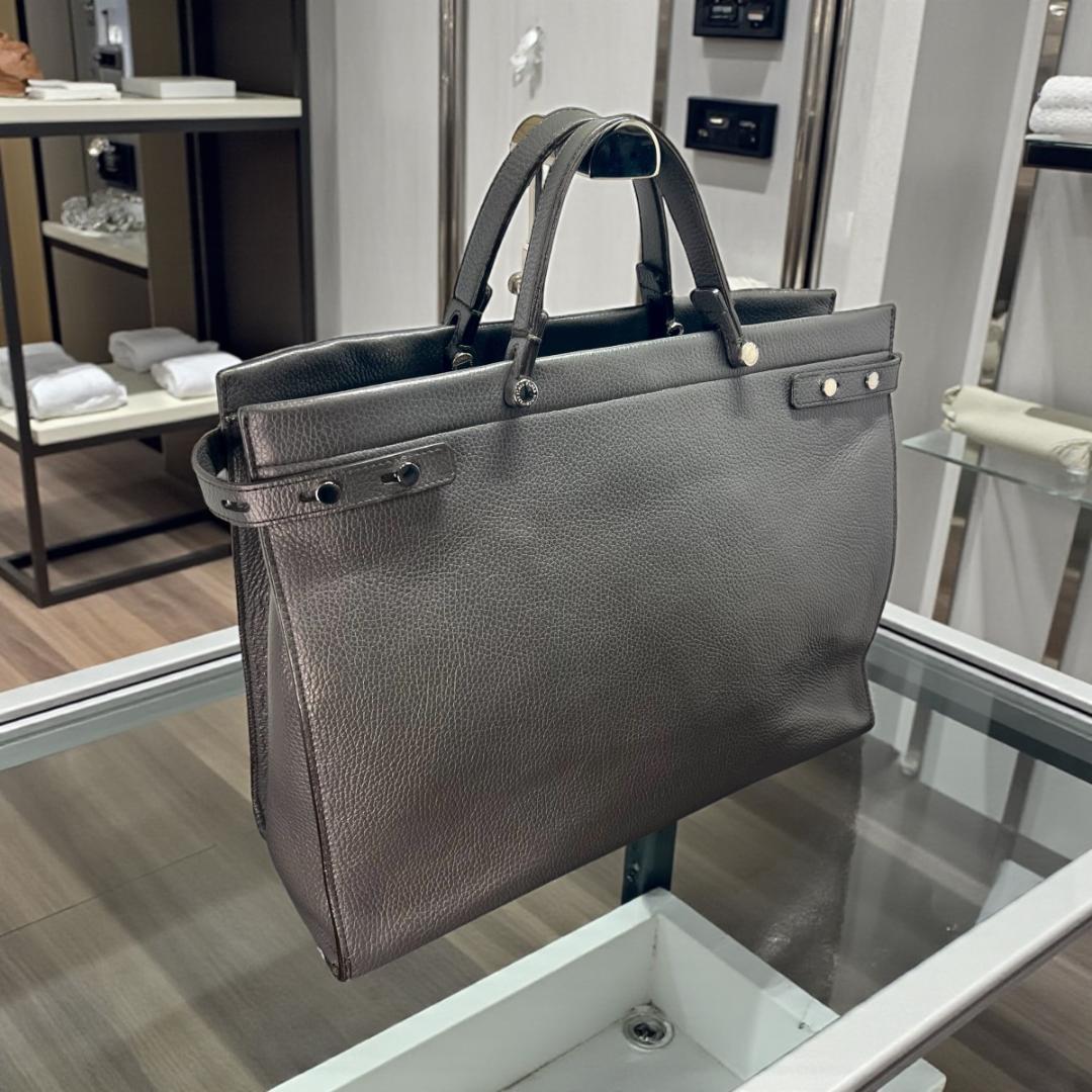 正規品＆人気商品‼️ フルラ メルキュリオ ビジネストートバッグ ダークグレー