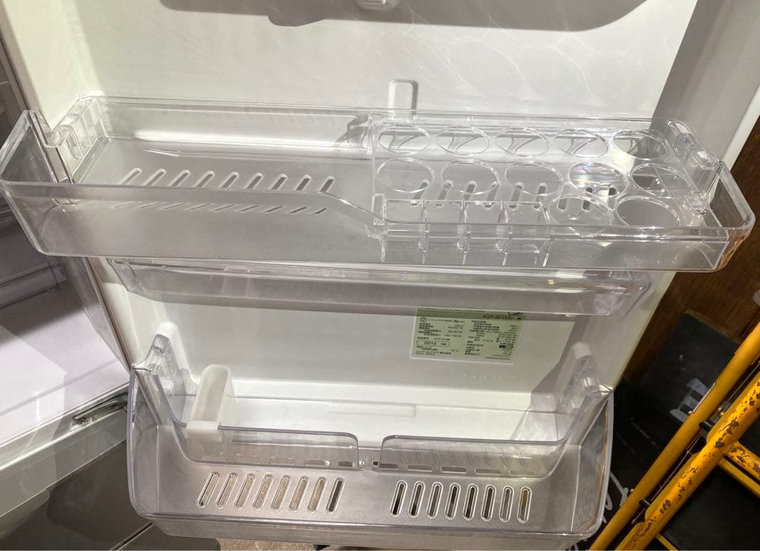 AQUA ノンフロン冷凍冷蔵庫　AQR-361D(S) 2015年製　355L