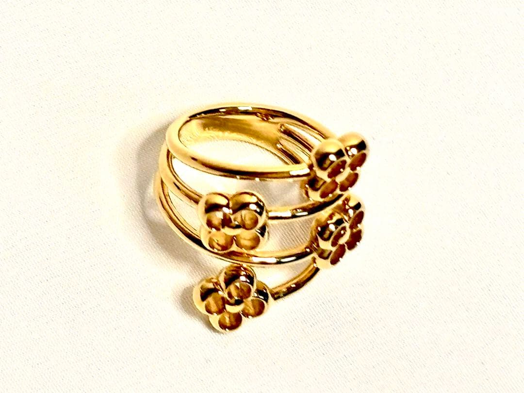 サリー　ＬＯＵＩＳ ＶＵＩＴＴＯＮ ルイヴィトン リングフラワーフル