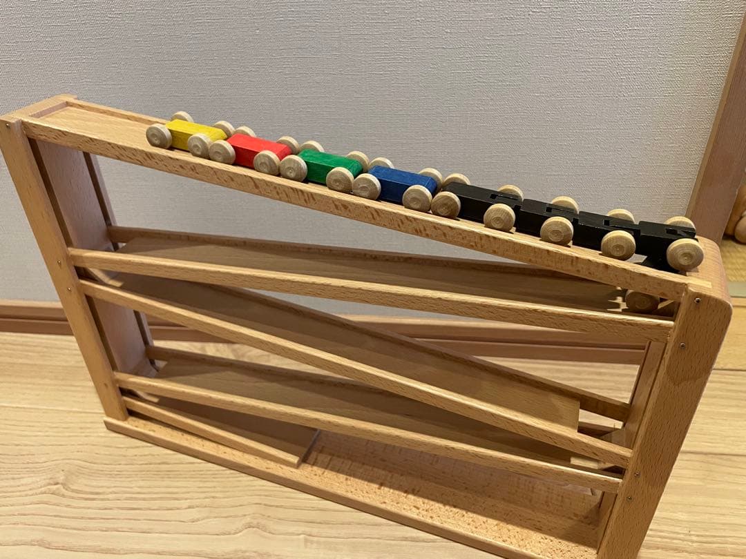 Laufbahn 木製レーストラックと車セット