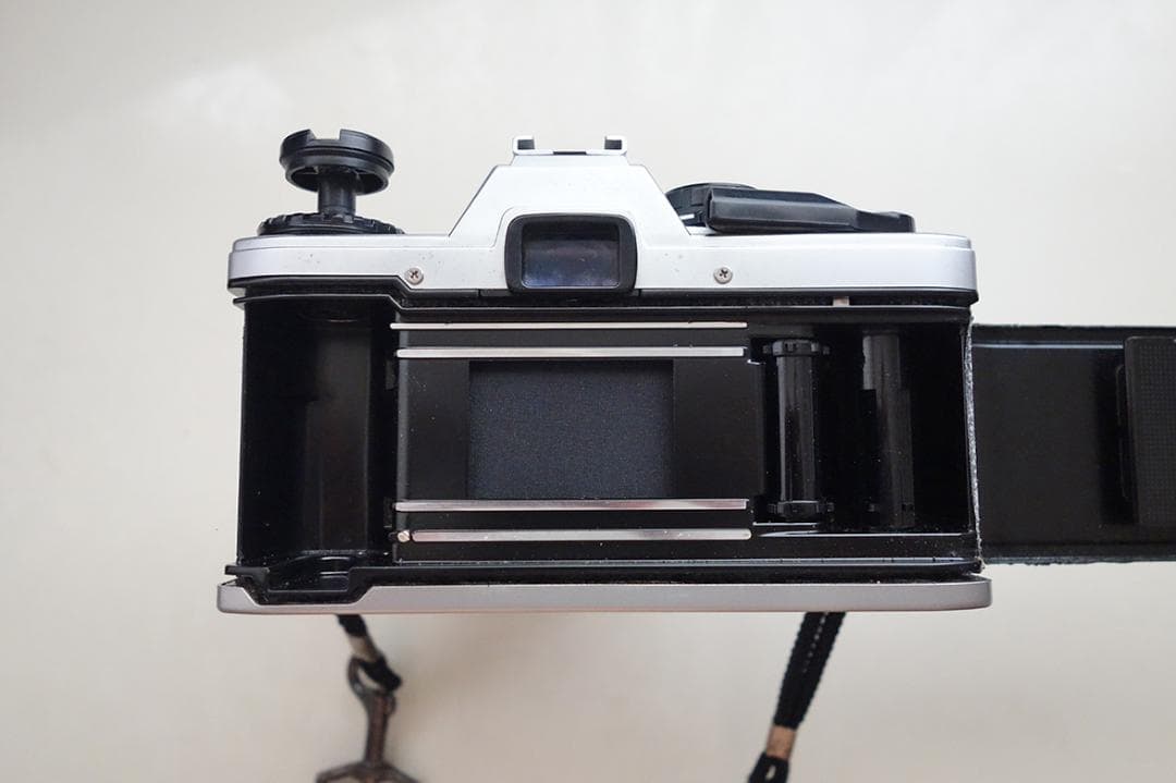 iFan　、OLYMPUS om10 　Q890