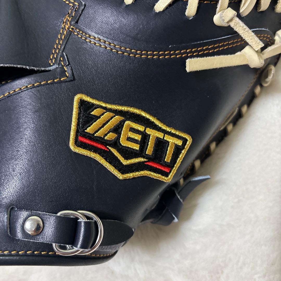 定価税込59400円　ゼット　プロステイタス　硬式キャッチャーミット　小林モデル