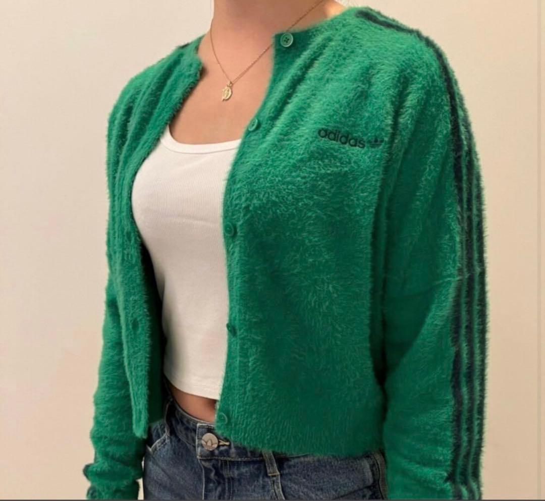 adidas フラッフィーニット カーディガン グリーン りなてぃ着用