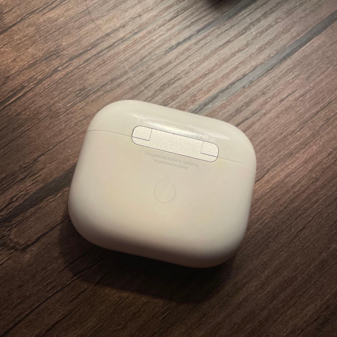 AirPods本体 USB-C充電対応 ホワイト