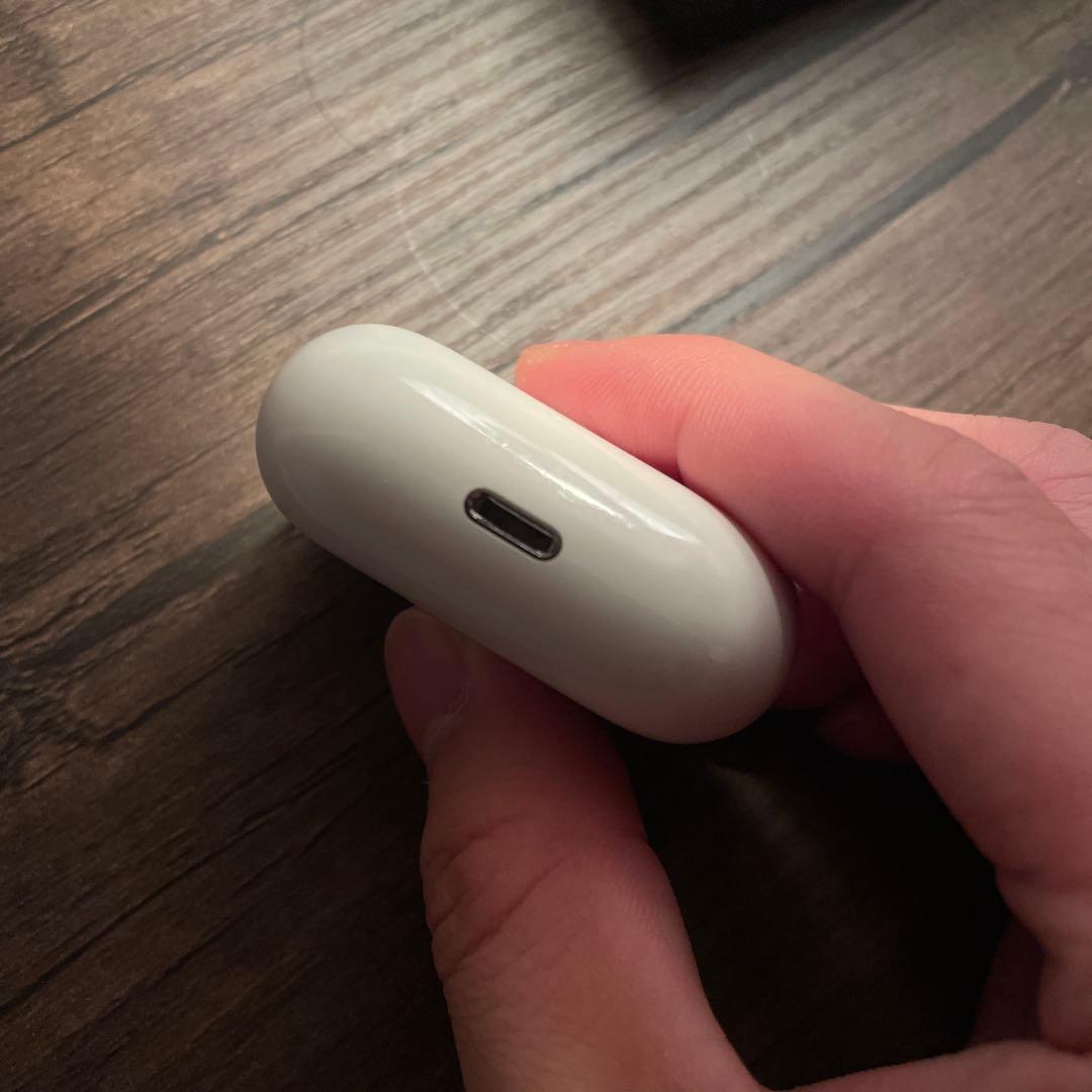 AirPods本体 USB-C充電対応 ホワイト