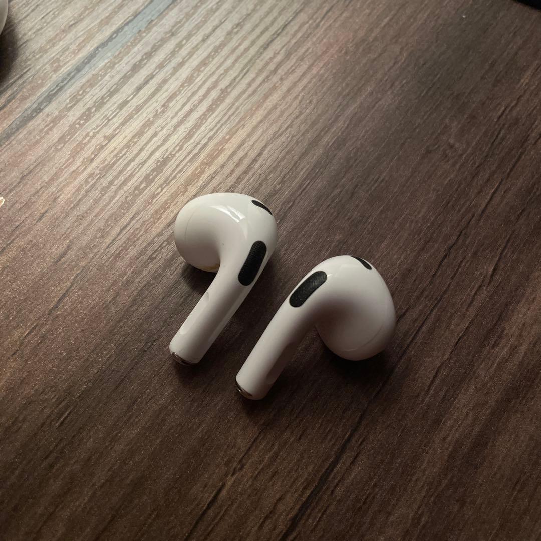 AirPods本体 USB-C充電対応 ホワイト