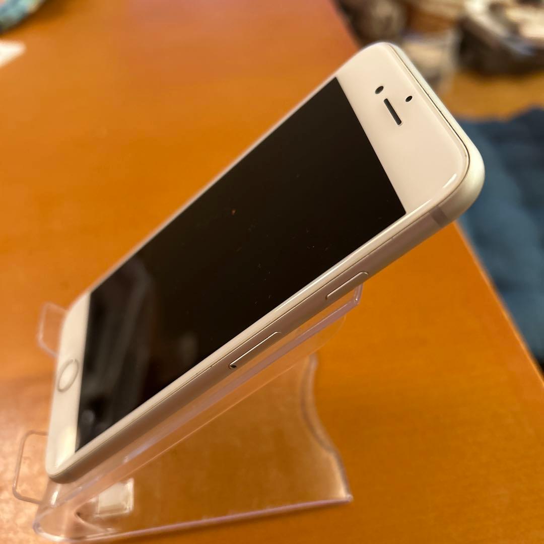 iPhone8 シルバー 本体