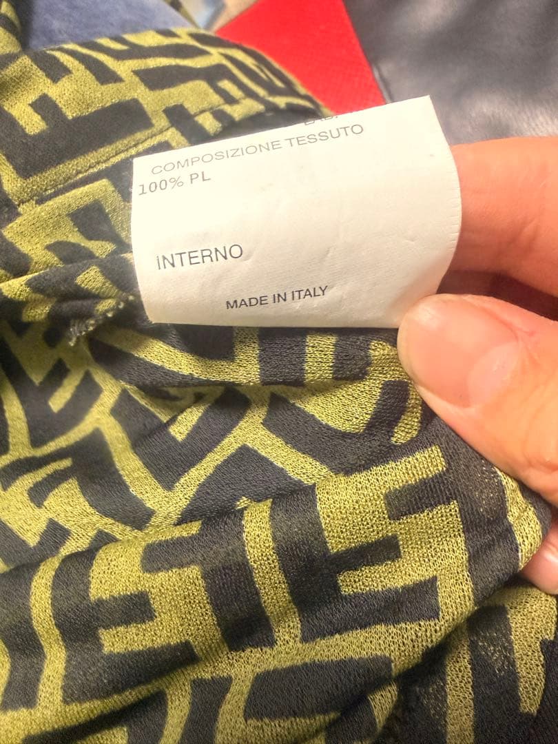 か*)様 Fendi ロゴプリント 長袖シャツ