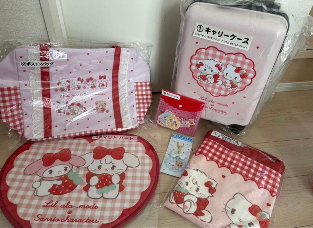 Lil ala mode サンリオキャラクターズ セット