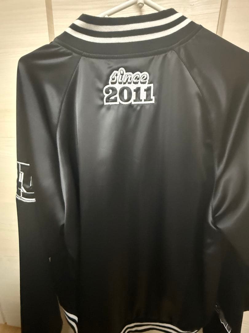 オトモダチ スタジャン ブラック