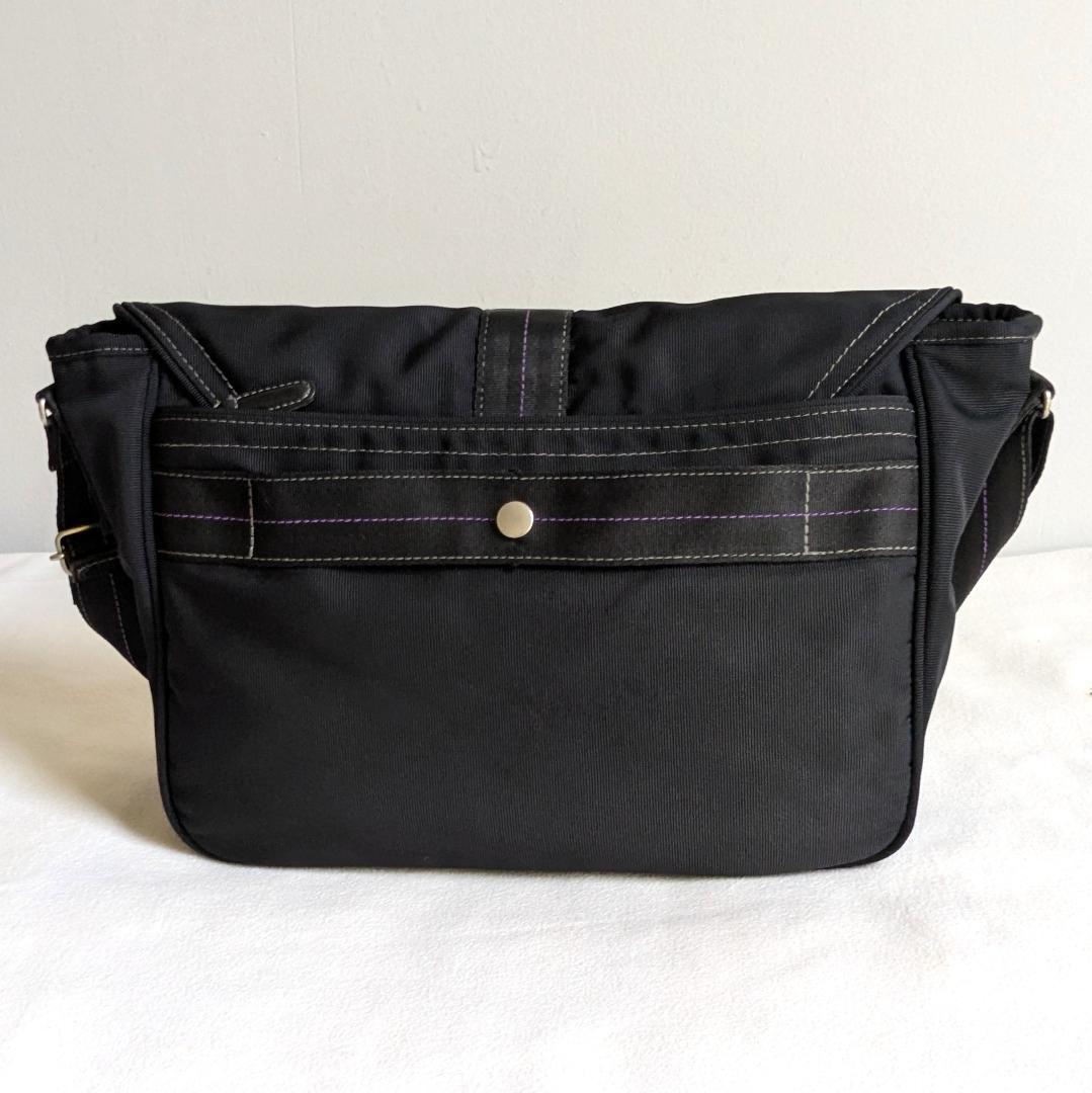 ポールスミス ショルダーバッグ　メッセンジャーバッグ ナイロン ブラック　A4