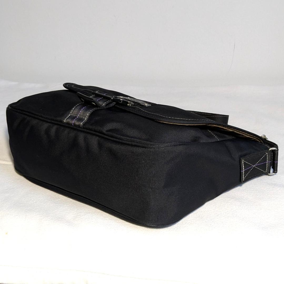 ポールスミス ショルダーバッグ　メッセンジャーバッグ ナイロン ブラック　A4