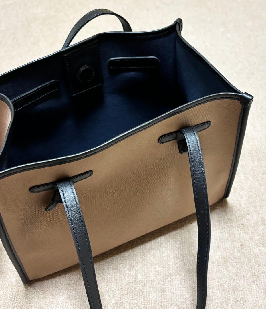 【2日間限定値下げ】ジャンニキアリーニ　マルチェッラ