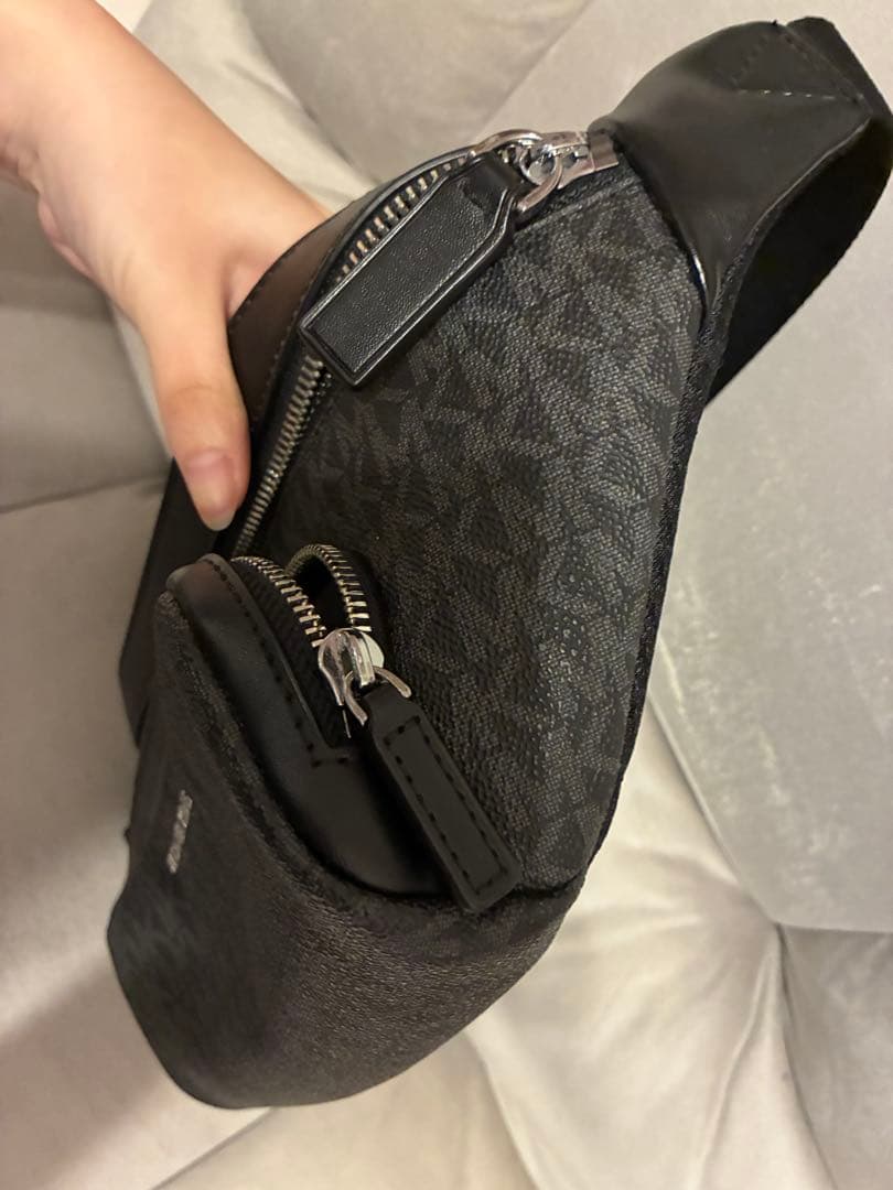 MICHAEL KORS ボディバッグ ウエストポーチ ブラック