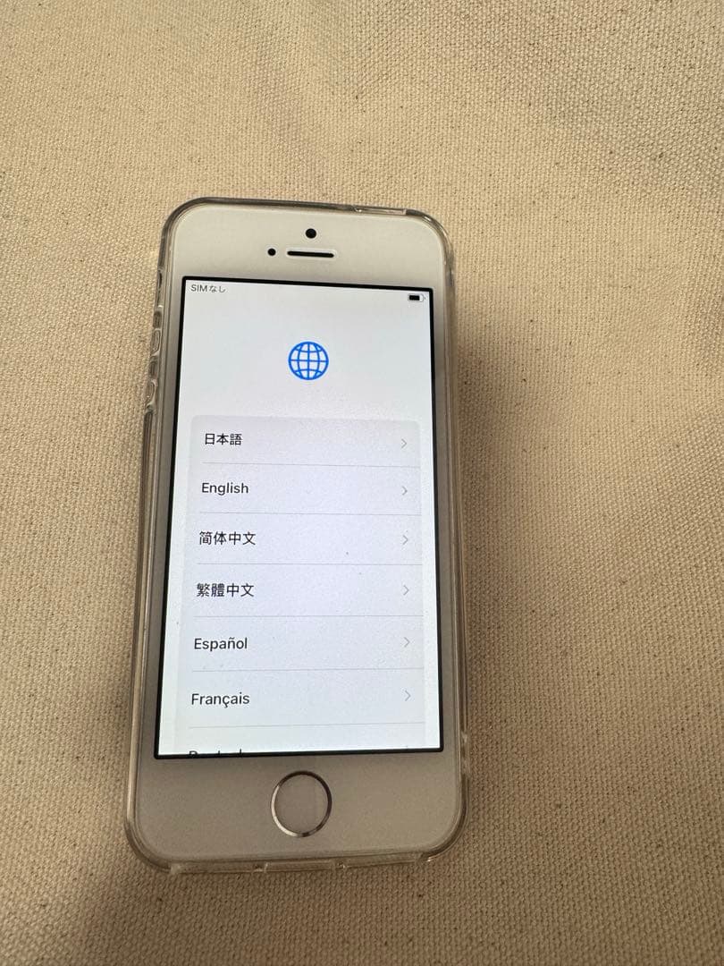 美品　simフリー　Apple iPhone SE 32GB シルバー