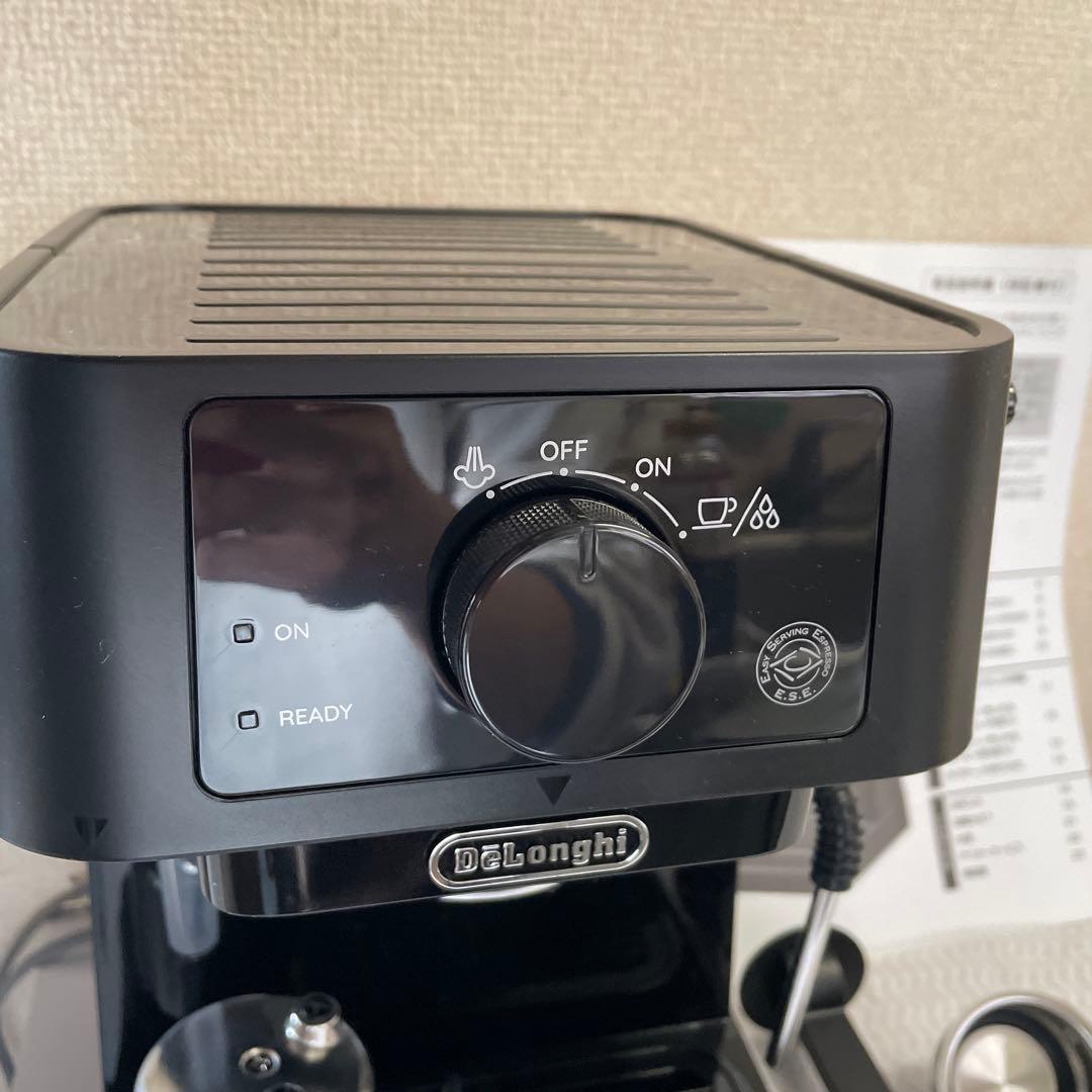 DeLonghi エスプレッソマシン ブラック　スティローザ　新品同様　箱付き