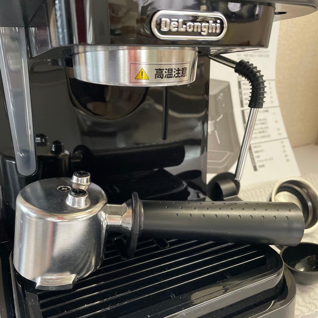 DeLonghi エスプレッソマシン ブラック　スティローザ　新品同様　箱付き