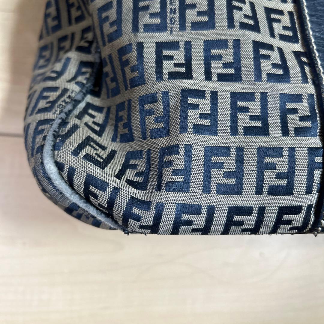 FENDI ズッカ柄　ボストンバッグ
