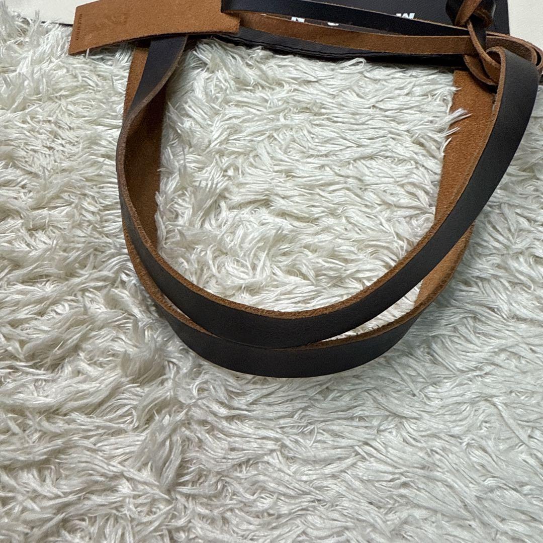 MARNI ホワイト ブラック トートバッグ　トライベッカ　TRIBECA A4