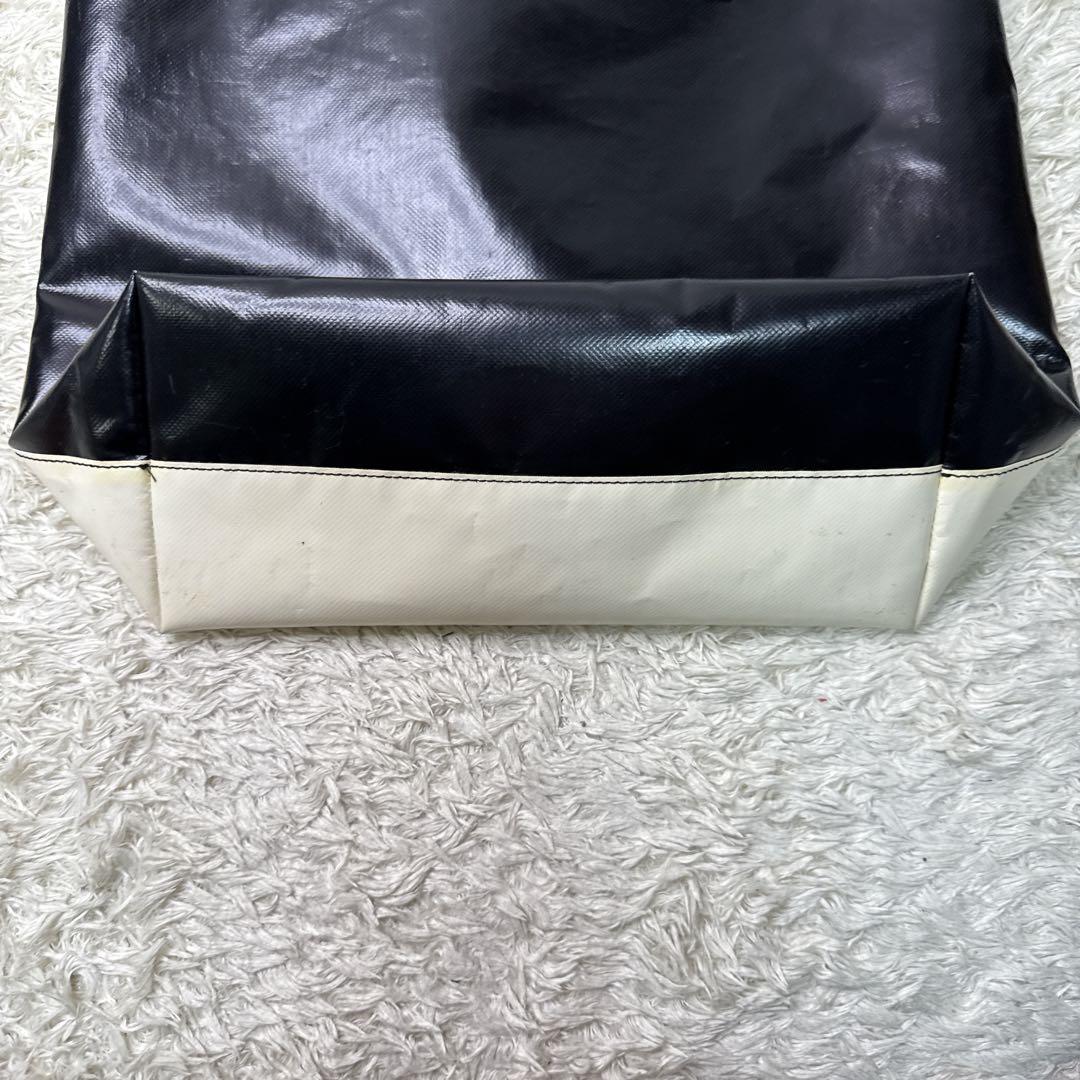 MARNI ホワイト ブラック トートバッグ　トライベッカ　TRIBECA A4