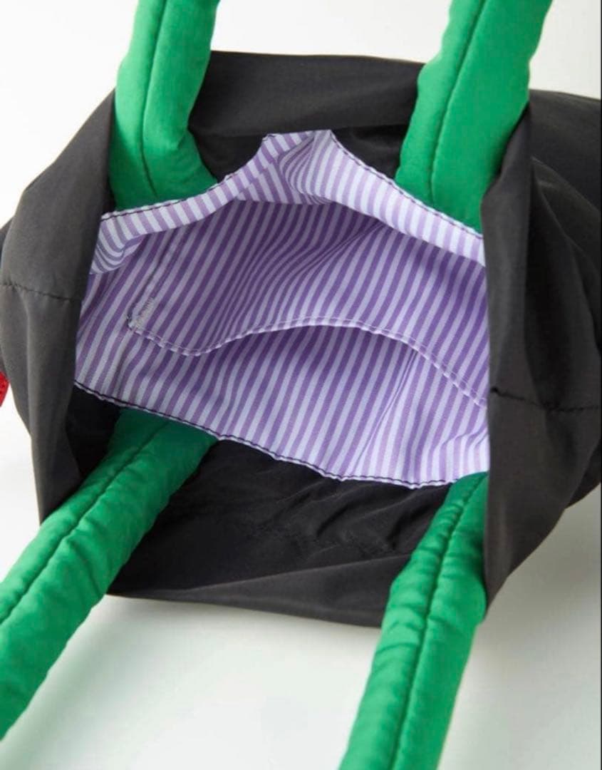 新品未使用　ファミリア　巾着バッグ　ブラック　バレンタイン　完売カラータグ付