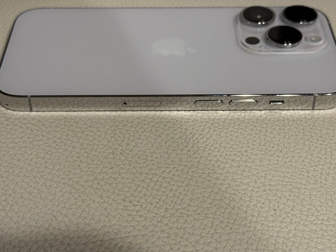 Apple iPhone 14 Pro シルバー(ホワイト)本体
