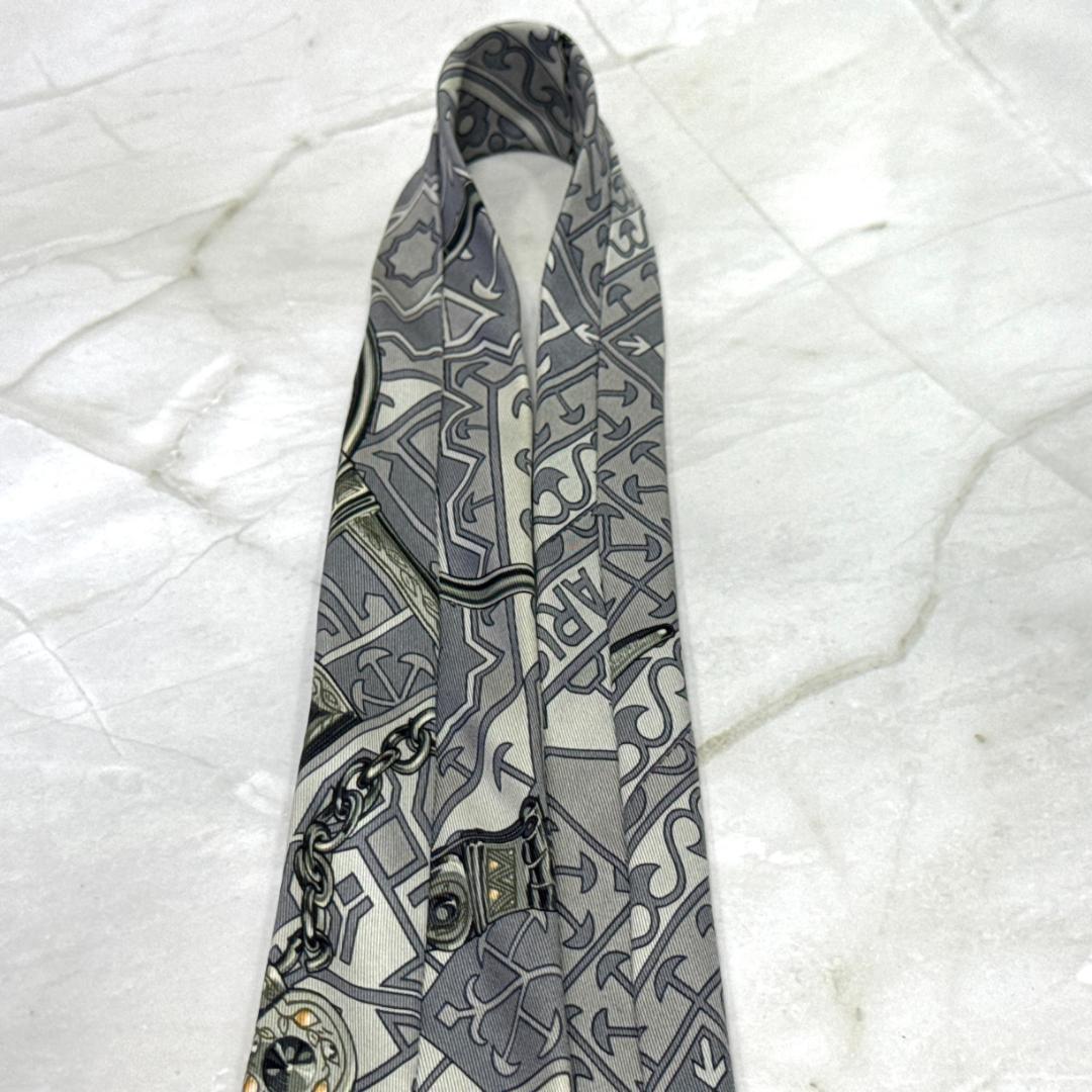 ☆即発 希少柄 HERMES エルメス ネクタイ グレー 高級シルク 美品 総柄