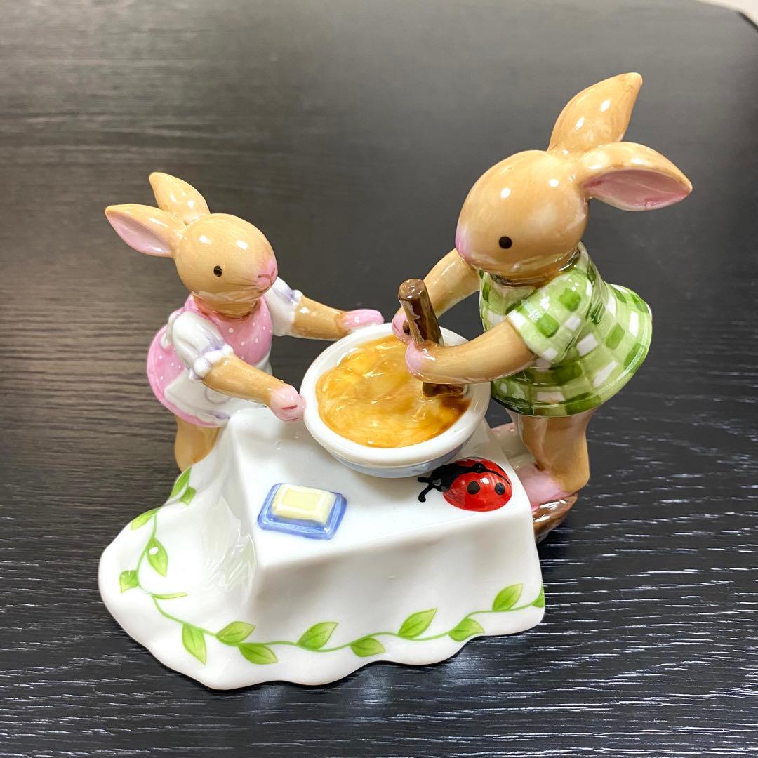 ビレロイアンドボッホ　 クリスマスセット　キャンドルボックス&バニーファミリー