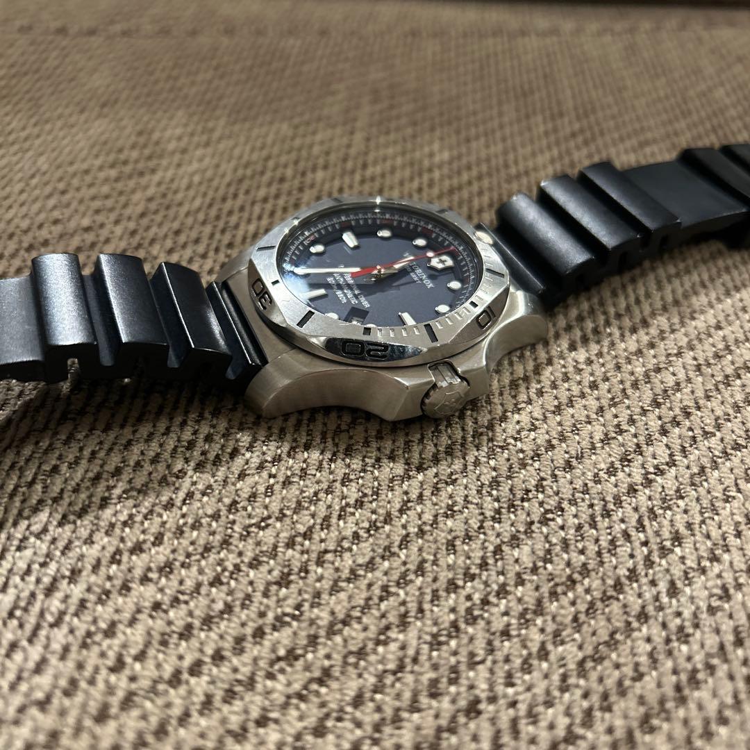 ビクトリノックス・スイスアーミー イノックスProfessional Diver