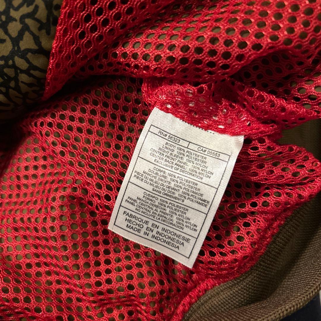 美品　レアNIKE SB セメント　ナイロンジャケットSupreme 刺繍ロゴ