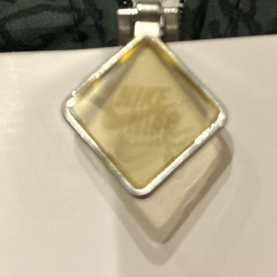 美品　レアNIKE SB セメント　ナイロンジャケットSupreme 刺繍ロゴ