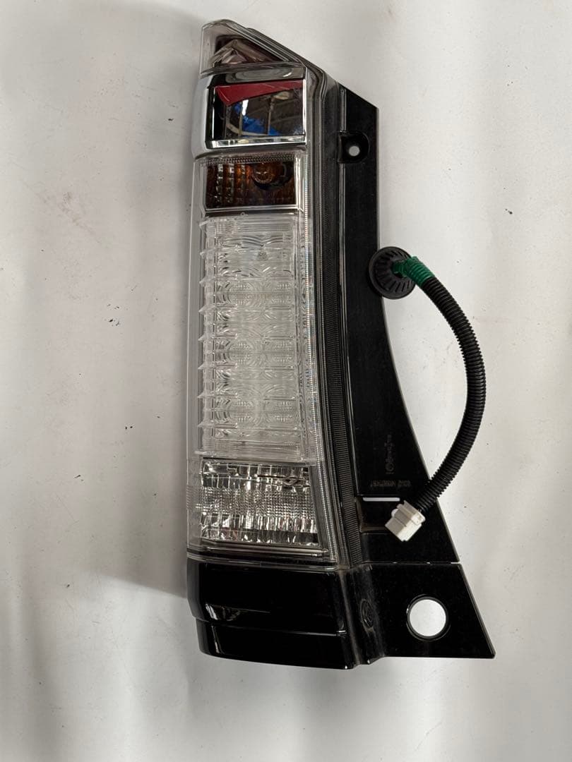 JF1 N BOX 後期テールランプ 左右セット