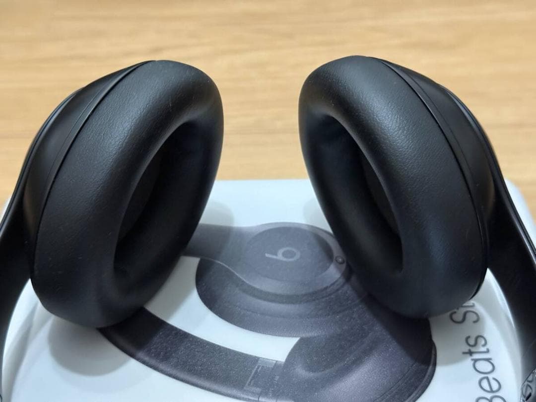 美品！Apple Beats Studio Pro ブラックMQTP3PA/A