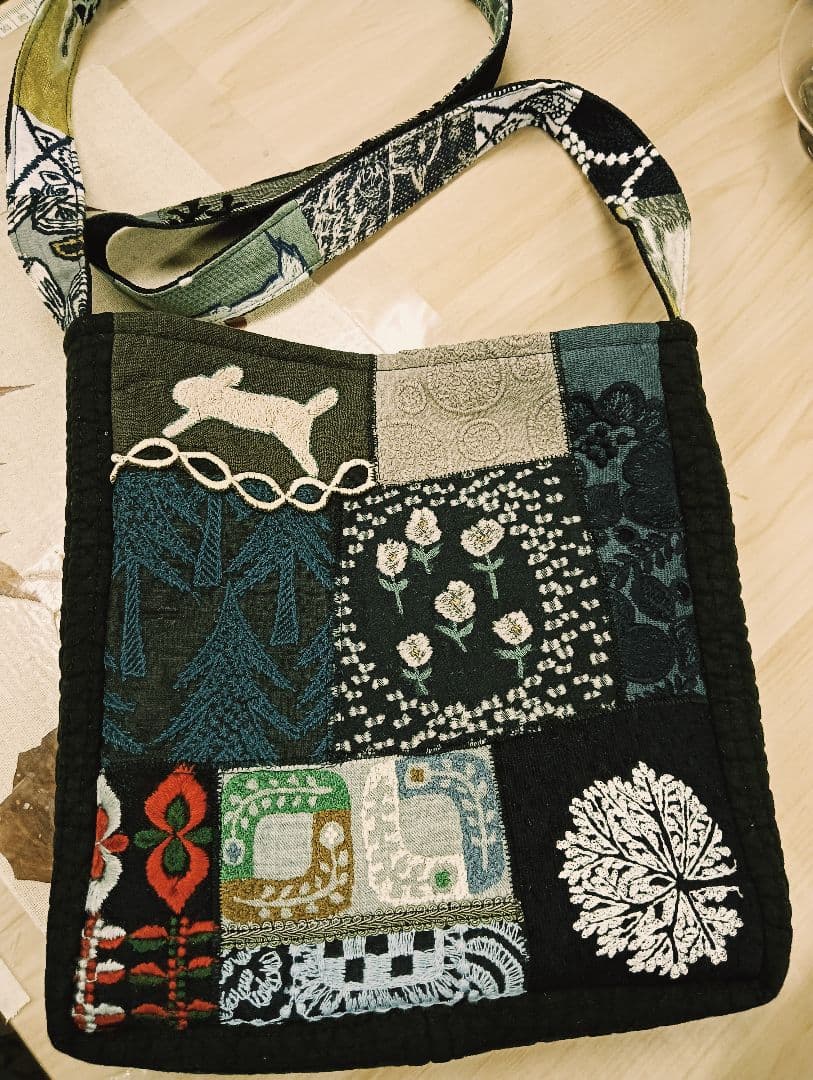 ミナペルホネンハンドメイドショルダーバッグ