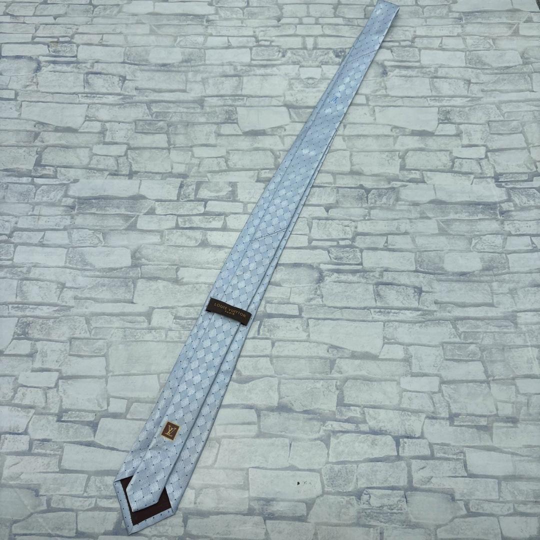 LOUIS VUITTON 水色 ダイヤモンド ネクタイ メンズ モノグラム