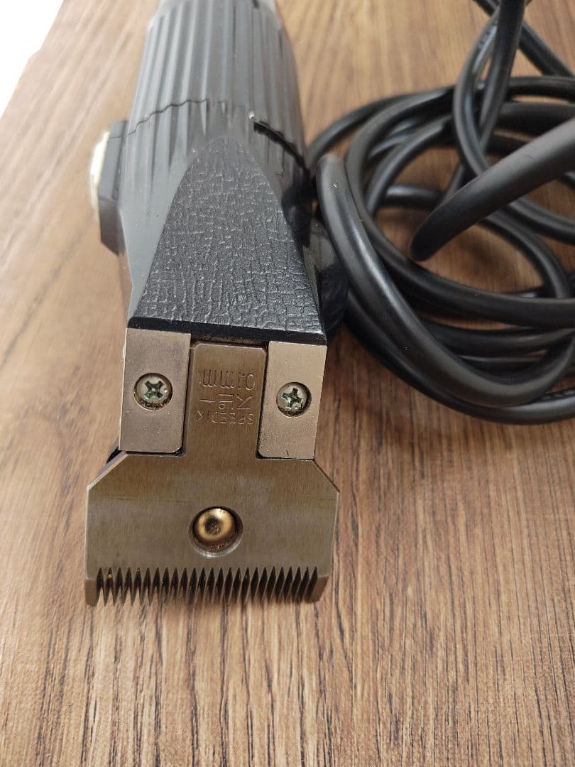 スピーDSC-8 電気バリカン〈中古品〉+　0.1ミリ中古替刃付