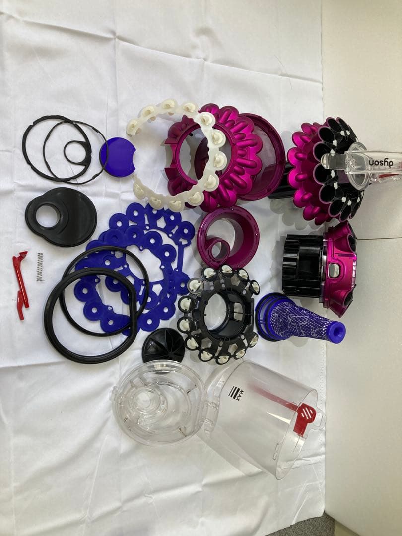 Dyson ダイソン　CY24 キャニスター　分解清掃済　美品