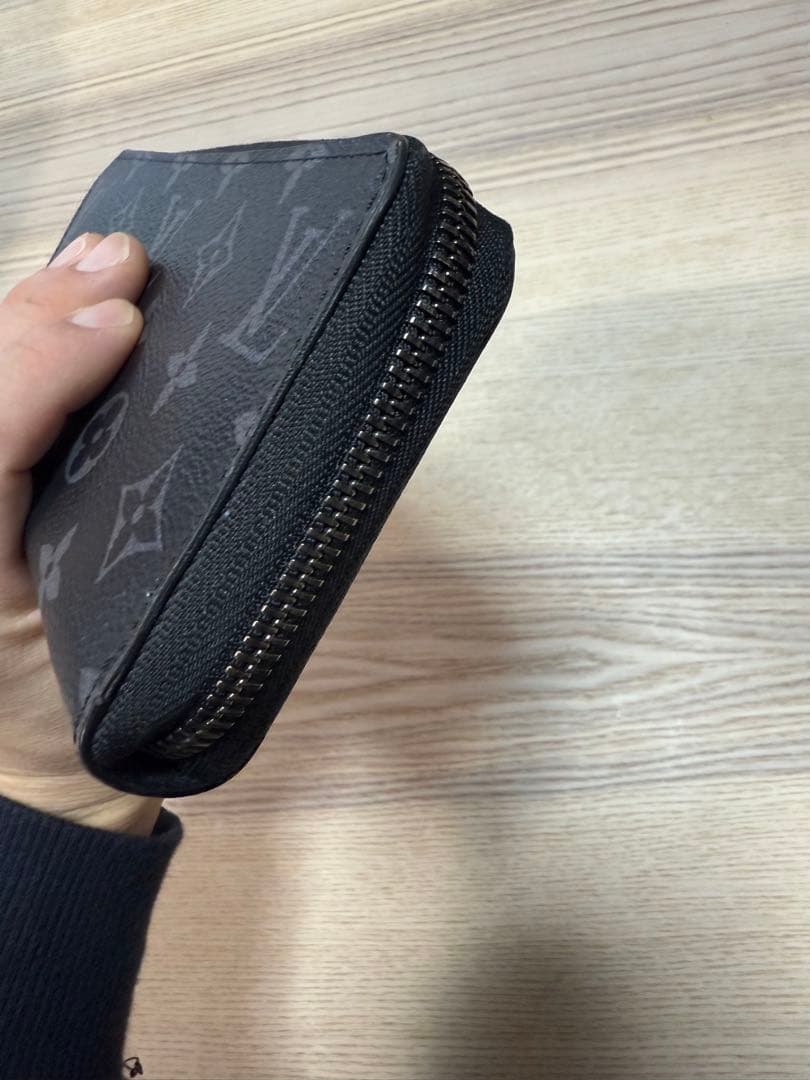LOUIS VUITTON ジッピーウォレットホリゾンタル