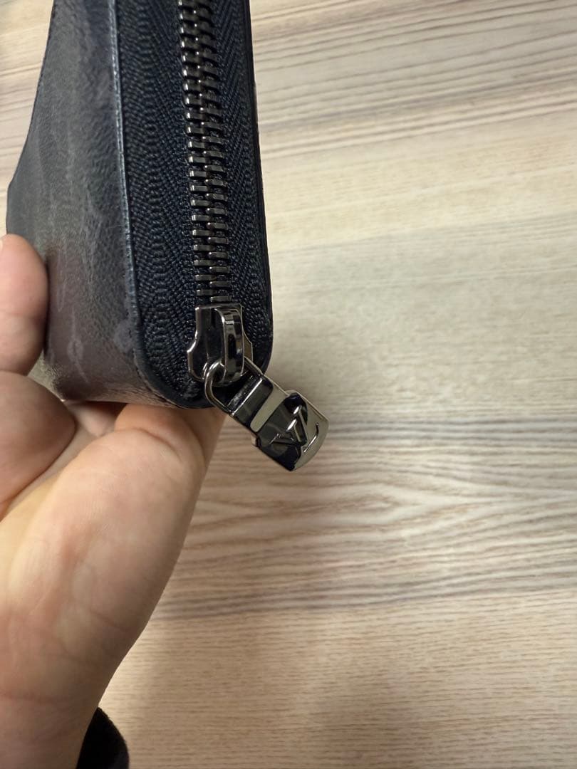 LOUIS VUITTON ジッピーウォレットホリゾンタル