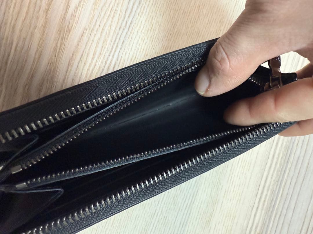 LOUIS VUITTON ジッピーウォレットホリゾンタル