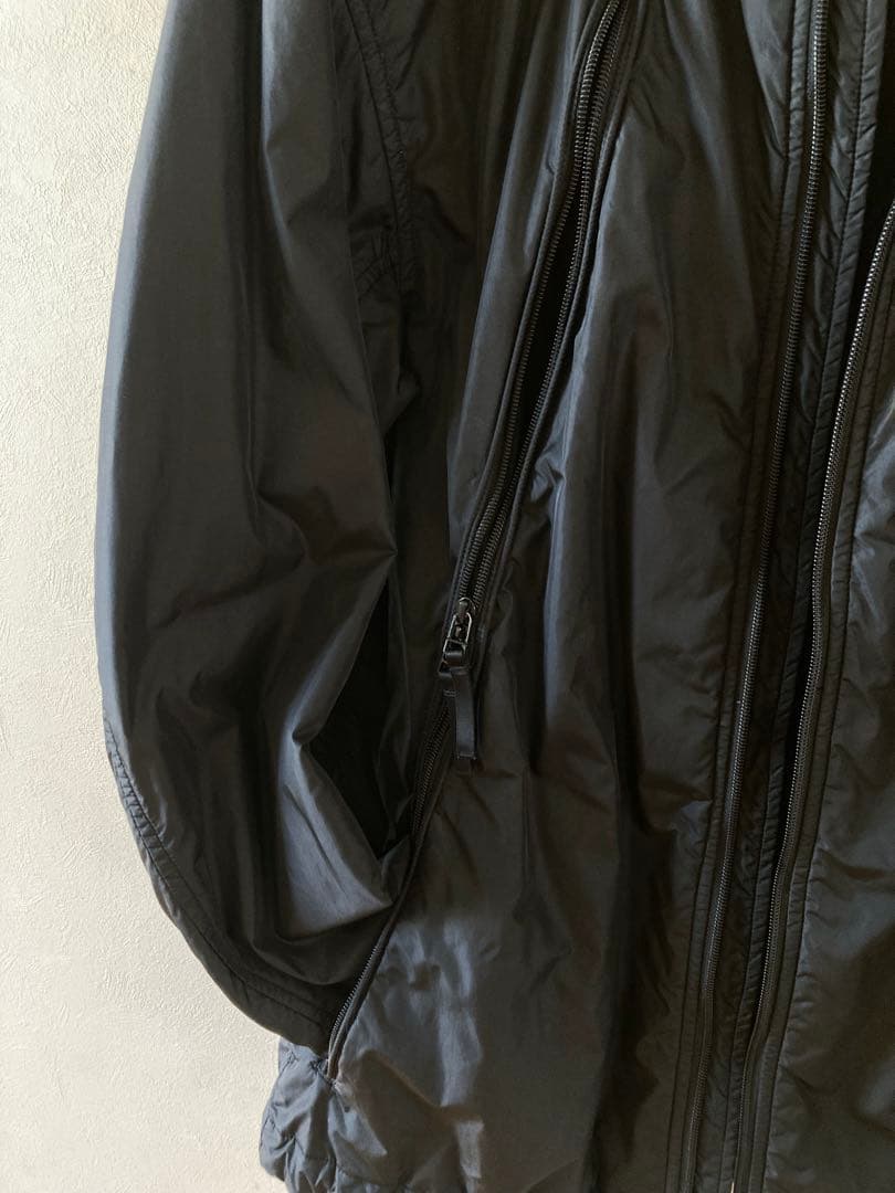 ISSEY MIYAKE ブラック ナイロンジャケット