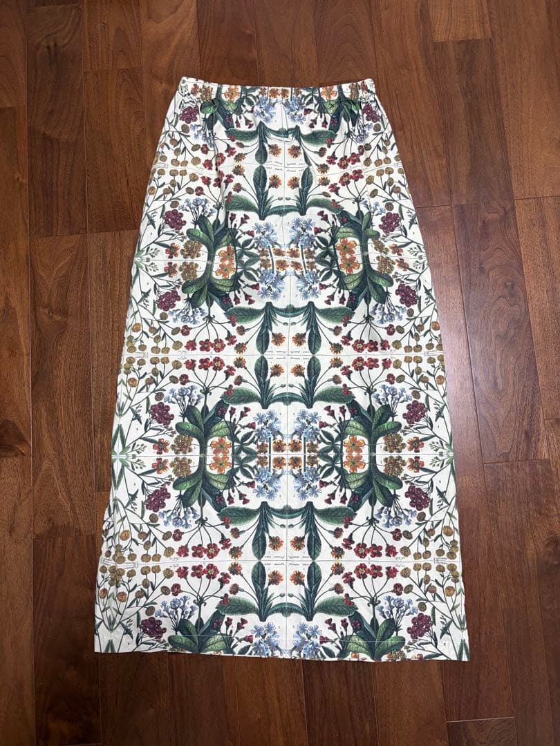 caban パレルモフラワー　スカート　コットン