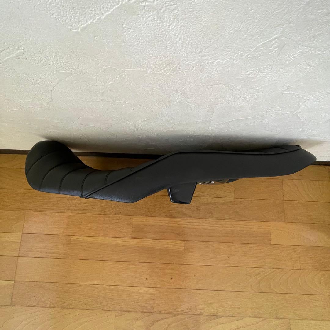 ZRX1100シート　メガカスタム製