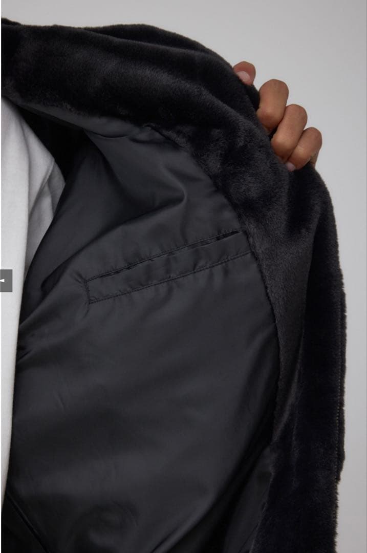 極美品　AZUL ブルゾン Ｌ(XL)　ブラック