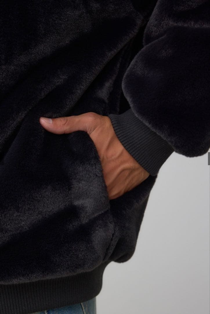 極美品　AZUL ブルゾン Ｌ(XL)　ブラック