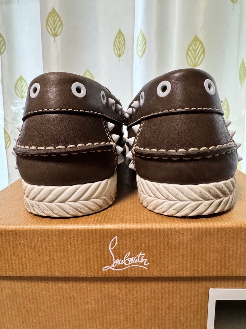 Christian Louboutin スタッズ付きスニーカー