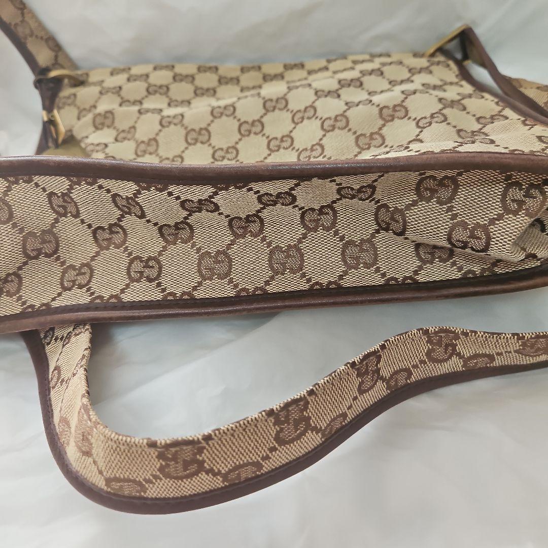 GUCCI ショルダーバッグ 男女兼用 斜めがけ