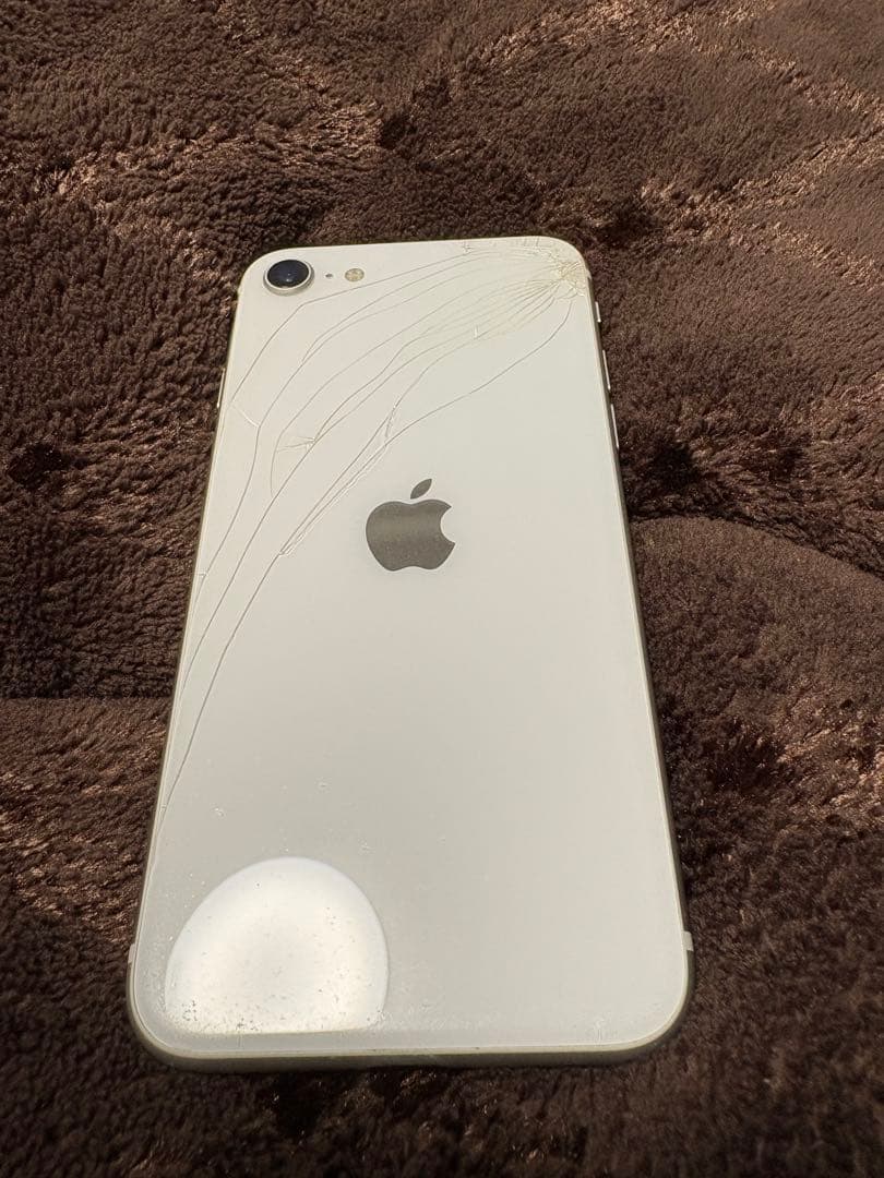 iPhone SE (第2世代) シルバー 本体